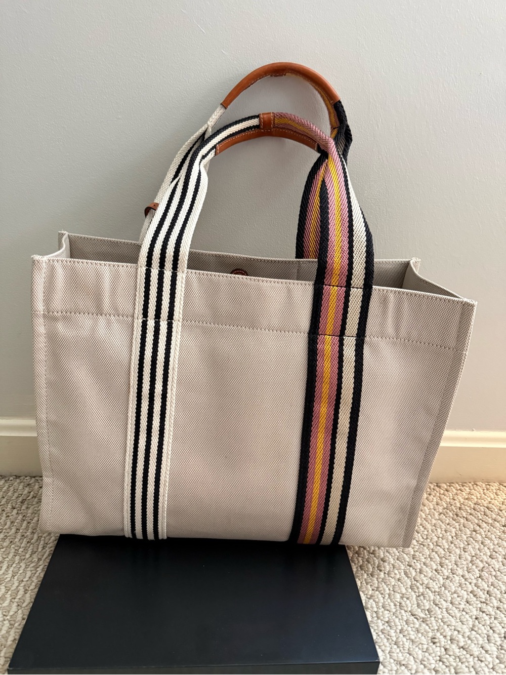 TORY BURCH Miller Tote with MultiColor Strap Beige - Picture 3 of 8